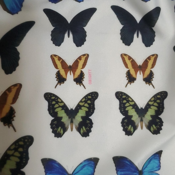 Crop top - Picture 3 of 3